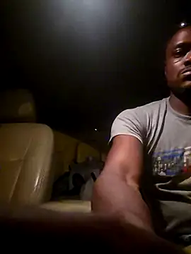 Snapshot of dominatingblacklove chatting on 11-15-25, 08:00 dominatingblacklove online show from 11-15-25, 08:00