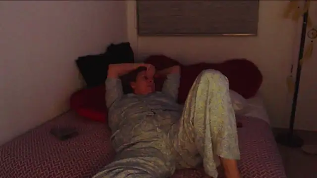 milchanel online show from 12-18-24, 06:21