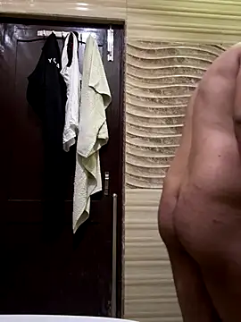 skyisthelimit12 online show from 11-21-25, 01:37