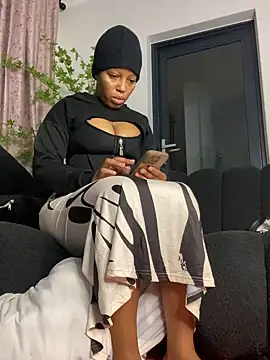 Thando04 online show from 12-21-25, 07:43