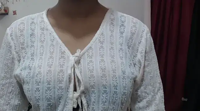 Honey Bee25 online show from 01-28-25, 04:18