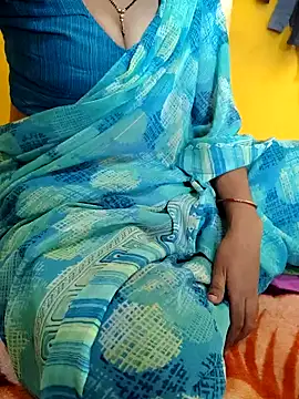 lovelygirl4567 online show from 02-06-25, 04:21