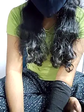 lovelygirl4567 online show from 02-10-25, 04:14