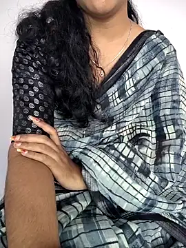 lovelygirl4567 online show from 03-07-26, 07:49