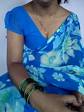 lovelygirl4567 online show from 03-30-26, 06:03