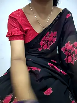 Snapshot of lovelygirl4567 chatting on 04-23-26, 03:25 lovelygirl4567 online show from 04-23-26, 03:25