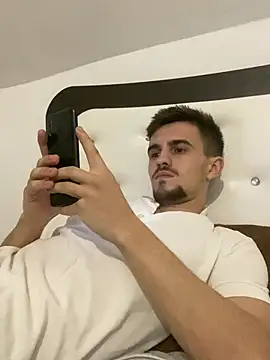 Snapshot of Demonpull69 chatting on 03-15-25, 09:27 Demonpull69 online show from 03-15-25, 09:27