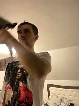 Snapshot of Demonpull69 chatting on 11-19-25, 04:40 Demonpull69 online show from 11-19-25, 04:40