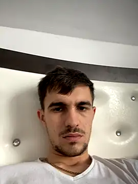 Snapshot of Demonpull69 chatting on 11-20-25, 09:09 Demonpull69 online show from 11-20-25, 09:09