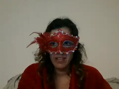 Snapshot of couple-tuga chatting on 12-31-24, 12:43 couple-tuga online show from 12-31-24, 12:43