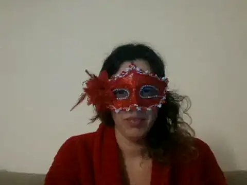 Snapshot of couple-tuga chatting on 01-26-25, 10:24 couple-tuga online show from 01-26-25, 10:24