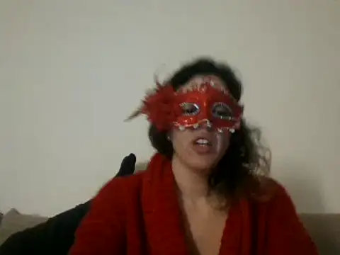 Snapshot of couple-tuga chatting on 01-28-25, 10:34 couple-tuga online show from 01-28-25, 10:34