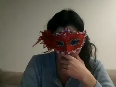 Snapshot of couple-tuga chatting on 02-13-25, 09:38 couple-tuga online show from 02-13-25, 09:38