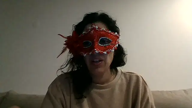 Snapshot of couple-tuga chatting on 02-14-25, 10:36 couple-tuga online show from 02-14-25, 10:36