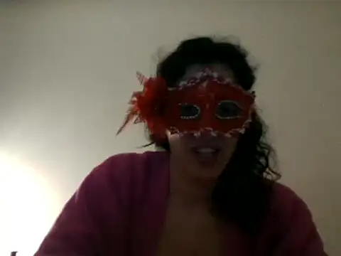 Snapshot of couple-tuga chatting on 02-26-25, 09:37 couple-tuga online show from 02-26-25, 09:37