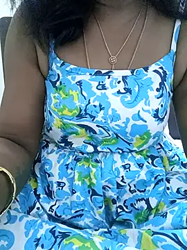 Tamil Vishalini online show from 09-25-25, 06:17