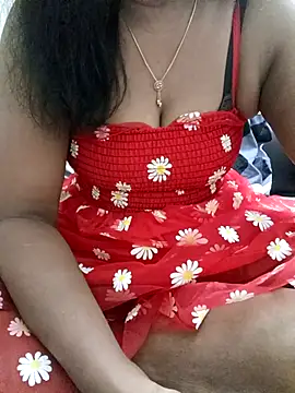 Snapshot of Tamil_Vishalini chatting on 04-28-26, 04:06 Tamil Vishalini online show from 04-28-26, 04:06