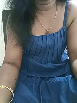 Snapshot of Tamil_Vishalini chatting on 07-12-26, 06:37 Tamil Vishalini online show from 07-12-26, 06:37
