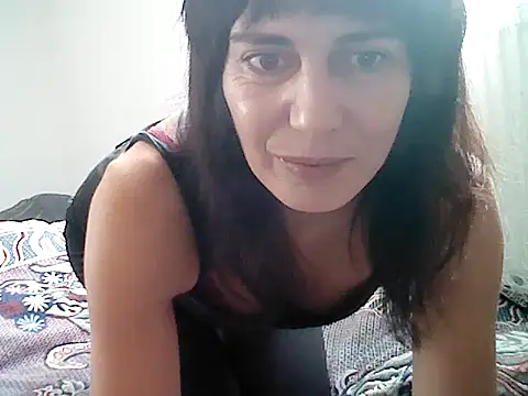 Snapshot of Amalia_Cori chatting on 02-16-25, 12:10 Amalia Cori online show from 02-16-25, 12:10