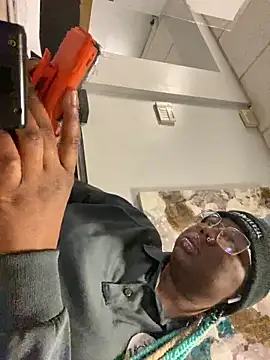 DamnBubbles online show from 01-19-25, 09:45