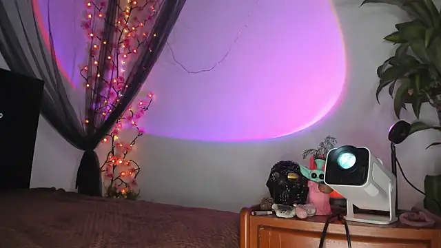 bronwgirl69 online show from 10-30-25, 02:13