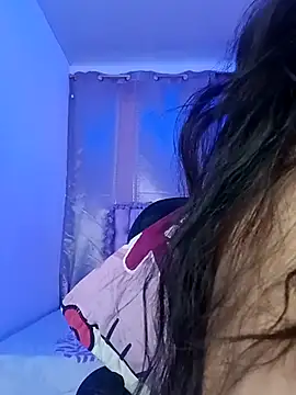 Snapshot of PaulaOrtiz_1 chatting on 02-19-25, 02:12 PaulaOrtiz 1 online show from 02-19-25, 02:12