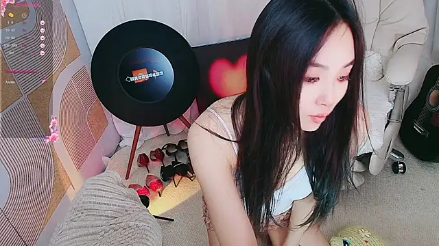 xiaotiantian-76 online show from 11-11-25, 02:50