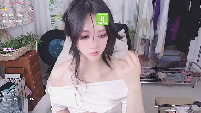 Snapshot of xiaotiantian-76 chatting on 06-01-26, 02:08 xiaotiantian-76 online show from 06-01-26, 02:08