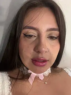 Snapshot of Gretta_Hot chatting on 01-24-25, 04:27 Gretta Hot online show from 01-24-25, 04:27