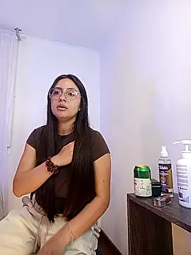 Gretta Hot online show from 03-28-26, 02:00