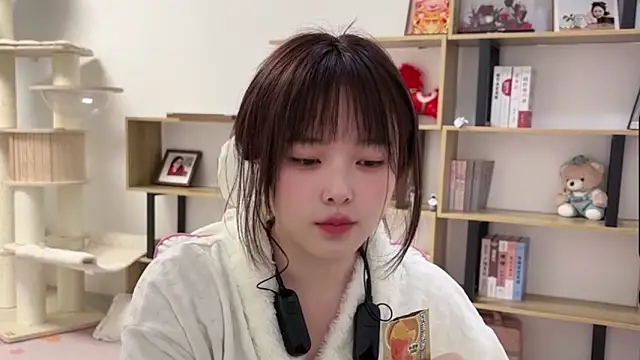 Chenjing0 online show from 03-19-26, 01:04