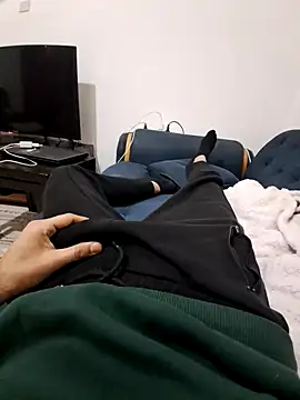 merty2233 online show from 01-05-25, 02:41