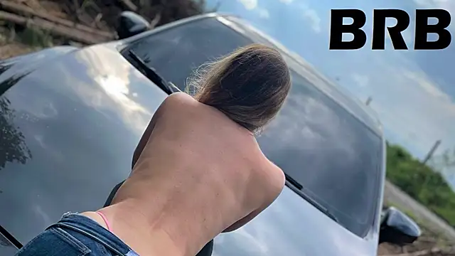 Snapshot of karina_warthon chatting on 02-26-25, 01:32 karina warthon online show from 02-26-25, 01:32