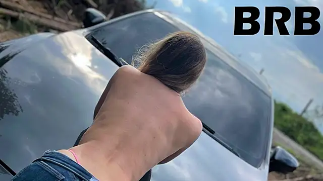 Snapshot of karina_warthon chatting on 03-08-25, 04:45 karina warthon online show from 03-08-25, 04:45