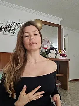 Snapshot of karina_warthon chatting on 07-06-26, 05:48 karina warthon online show from 07-06-26, 05:48