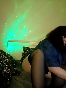 Snapshot of Masha_meow chatting on 12-31-24, 09:39 Masha meow online show from 12-31-24, 09:39