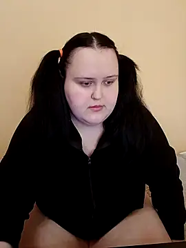 Snapshot of Masha_meow chatting on 10-07-25, 10:18 Masha meow online show from 10-07-25, 10:18