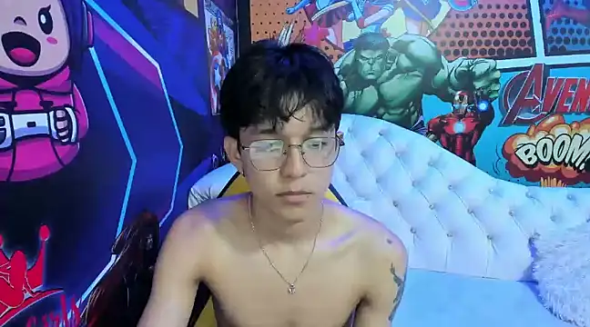 Snapshot of jisuscat chatting on 02-06-25, 10:10 jisuscat online show from 02-06-25, 10:10