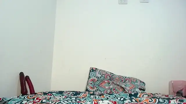 Snapshot of Stormy_77 chatting on 03-14-25, 01:27 Stormy 77 online show from 03-14-25, 01:27