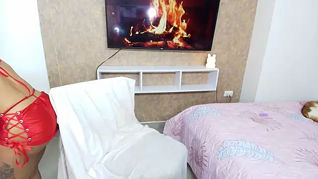 Snapshot of sexy_melany_xxx chatting on 09-09-25, 06:46 sexy melany xxx online show from 09-09-25, 06:46