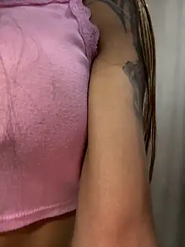 Snapshot of sexy_melany_xxx chatting on 10-05-25, 02:59 sexy melany xxx online show from 10-05-25, 02:59