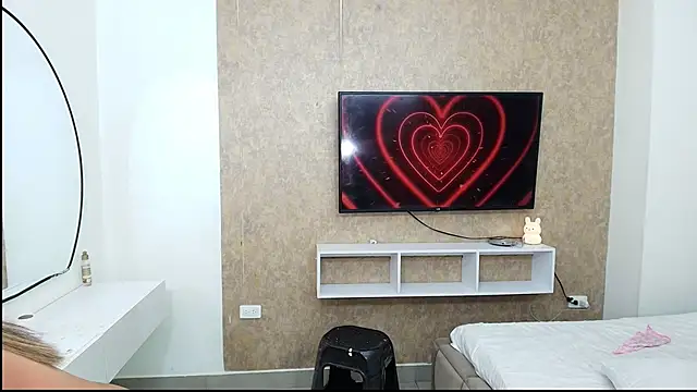 Snapshot of sexy_melany_xxx chatting on 10-07-25, 09:12 sexy melany xxx online show from 10-07-25, 09:12