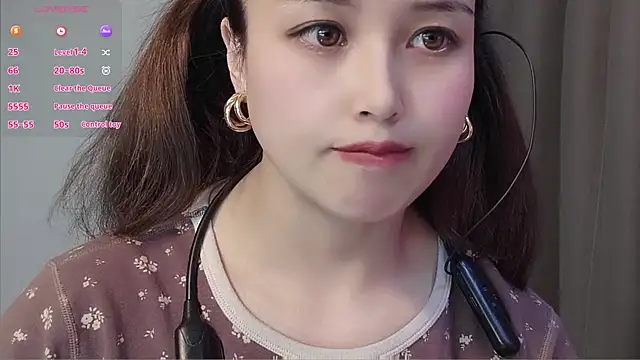 Snapshot of Lucky-xiuxiu chatting on 03-03-26, 12:22 Lucky-xiuxiu online show from 03-03-26, 12:22