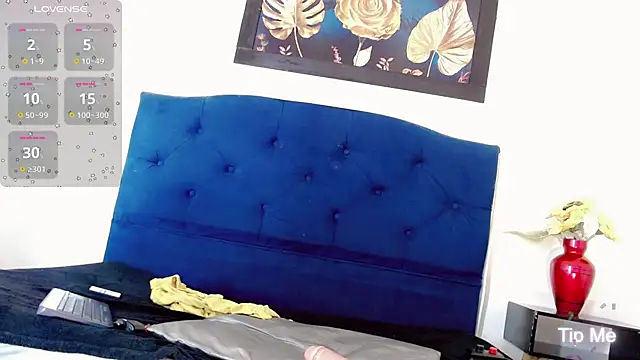 Snapshot of Gisele_fox chatting on 11-30-25, 08:02 Gisele fox online show from 11-30-25, 08:02