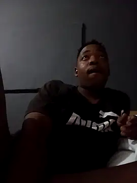 Snapshot of Mshayixxx chatting on 03-01-26, 10:45 Mshayixxx online show from 03-01-26, 10:45