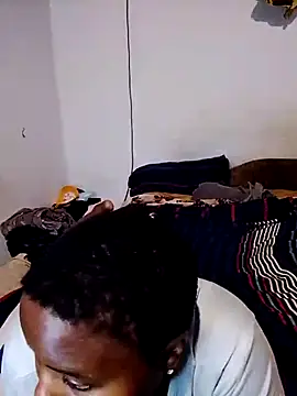 KMbesxxx online show from 12-13-25, 07:53