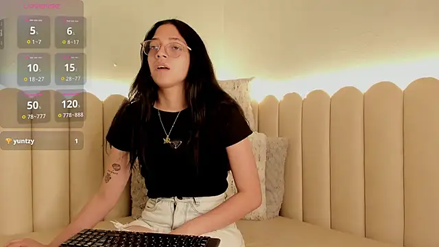 Snapshot of catalina_rrosee chatting on 01-02-25, 10:22 catalina rrosee online show from 01-02-25, 10:22