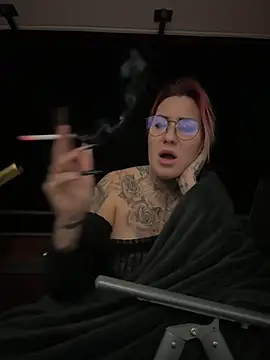 Mia-Fuchs online show from 02-12-25, 05:26