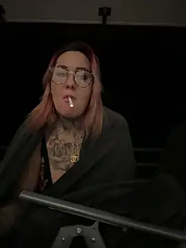 Mia-Fuchs online show from 03-05-25, 11:38