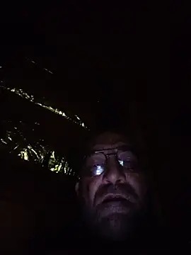 Snapshot of javierpasteur69 chatting on 06-08-26, 02:12 javierpasteur69 online show from 06-08-26, 02:12